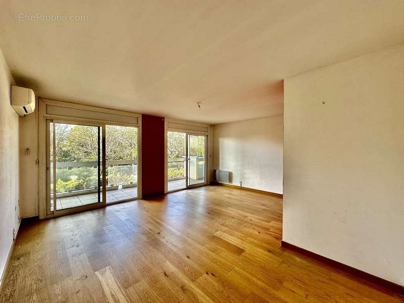 Appartement à MARSEILLE-9E