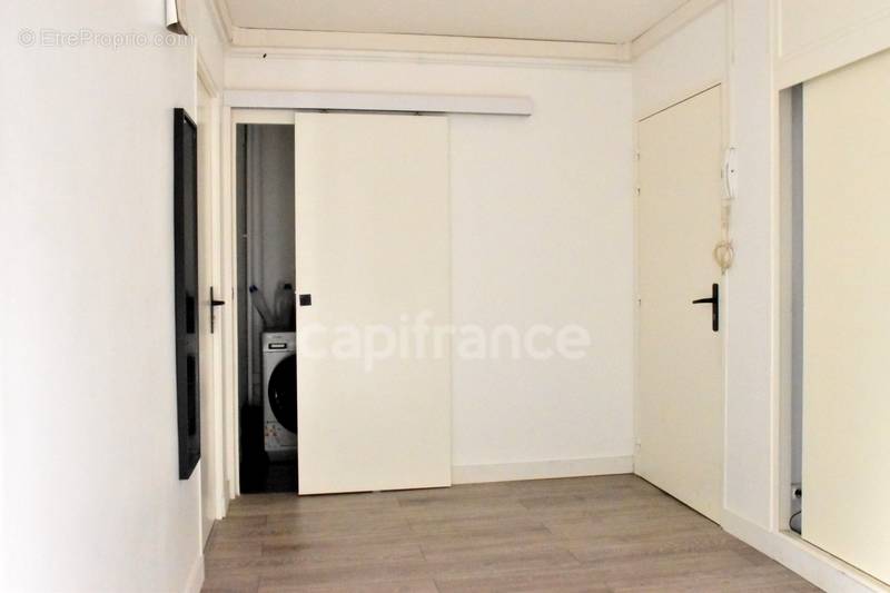 Appartement à SAINT-ETIENNE-DU-ROUVRAY