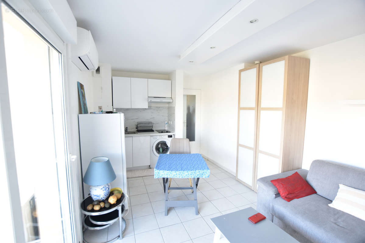 Appartement à FREJUS