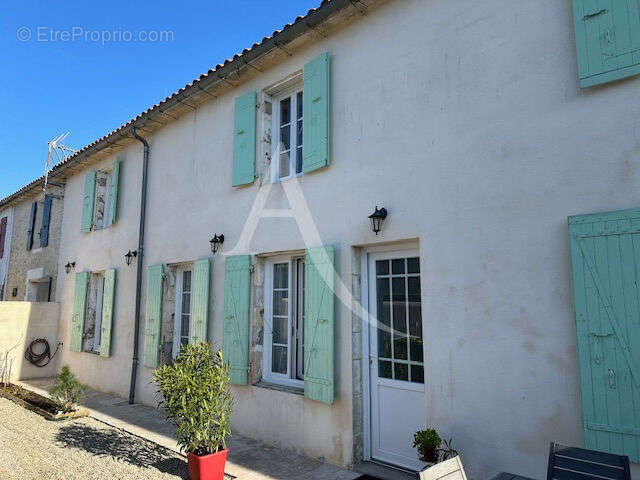 Maison à SAINT-CHRISTOPHE