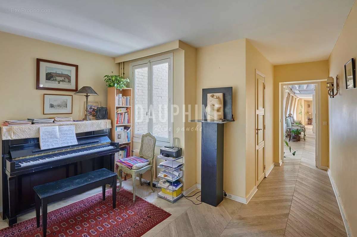 Appartement à PARIS-6E