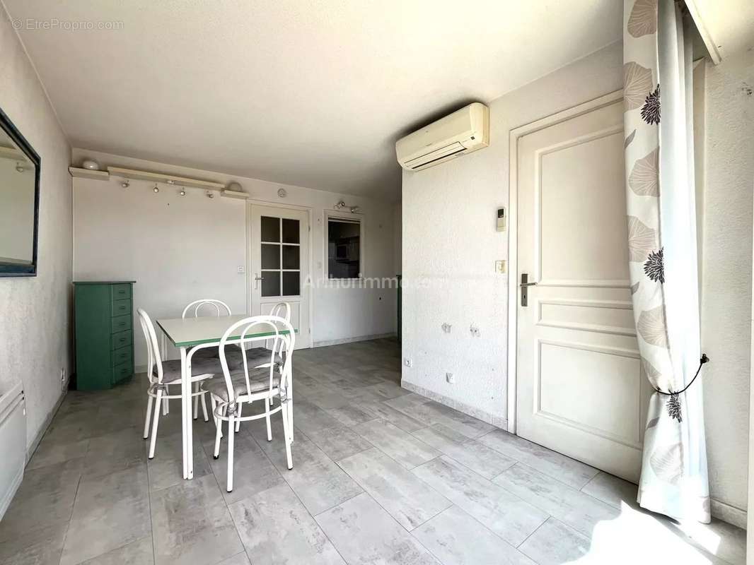 Appartement à FREJUS