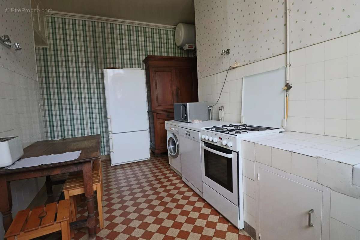 Appartement à PARIS-8E