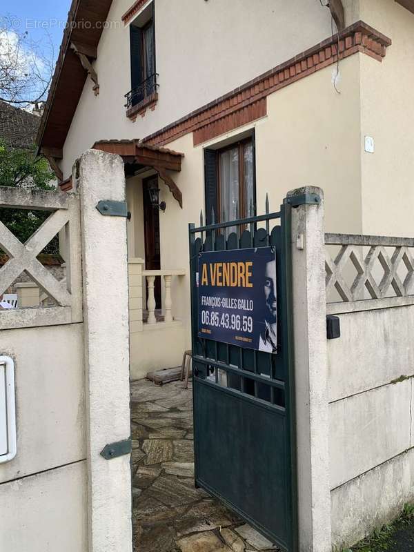 Maison à CHAMPIGNY-SUR-MARNE