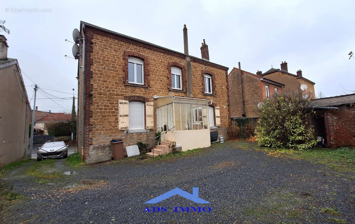 Maison à CHARLEVILLE-MEZIERES