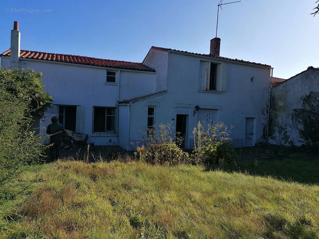 Maison à LE CELLIER