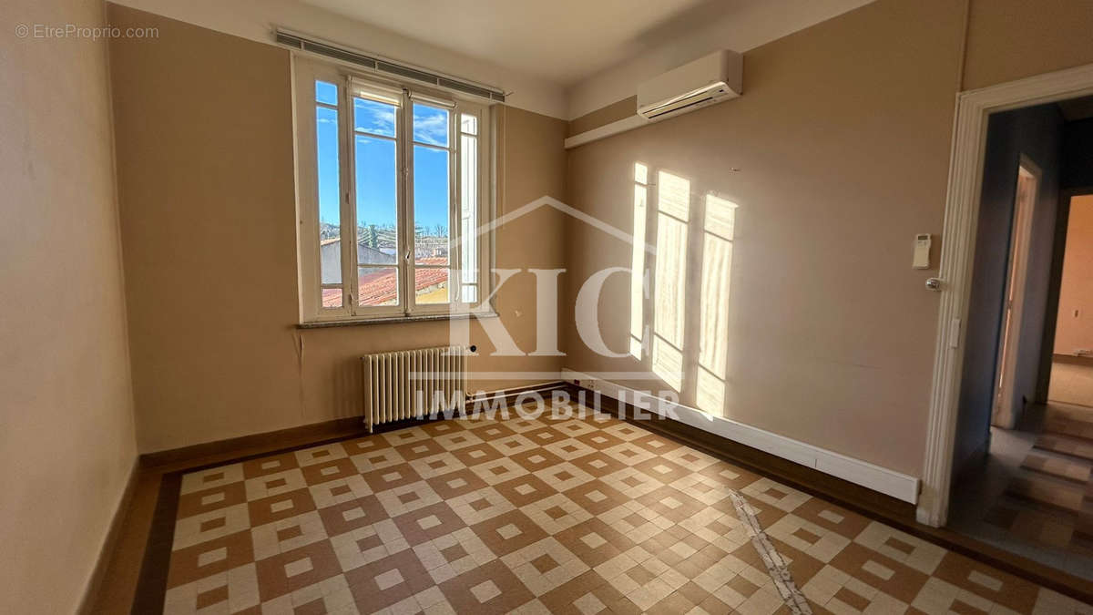 Appartement à CARCASSONNE