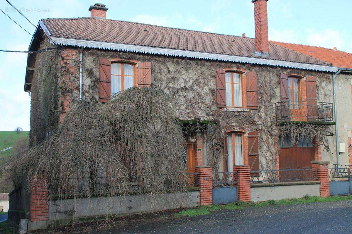 Maison à MONTFAUCON-D&#039;ARGONNE