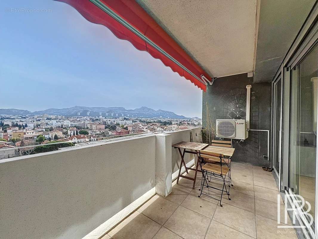 Appartement à MARSEILLE-8E