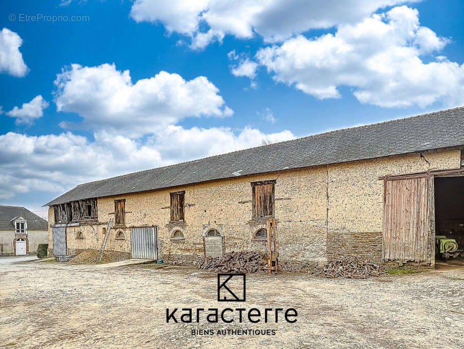 Maison à THORIGNE-FOUILLARD