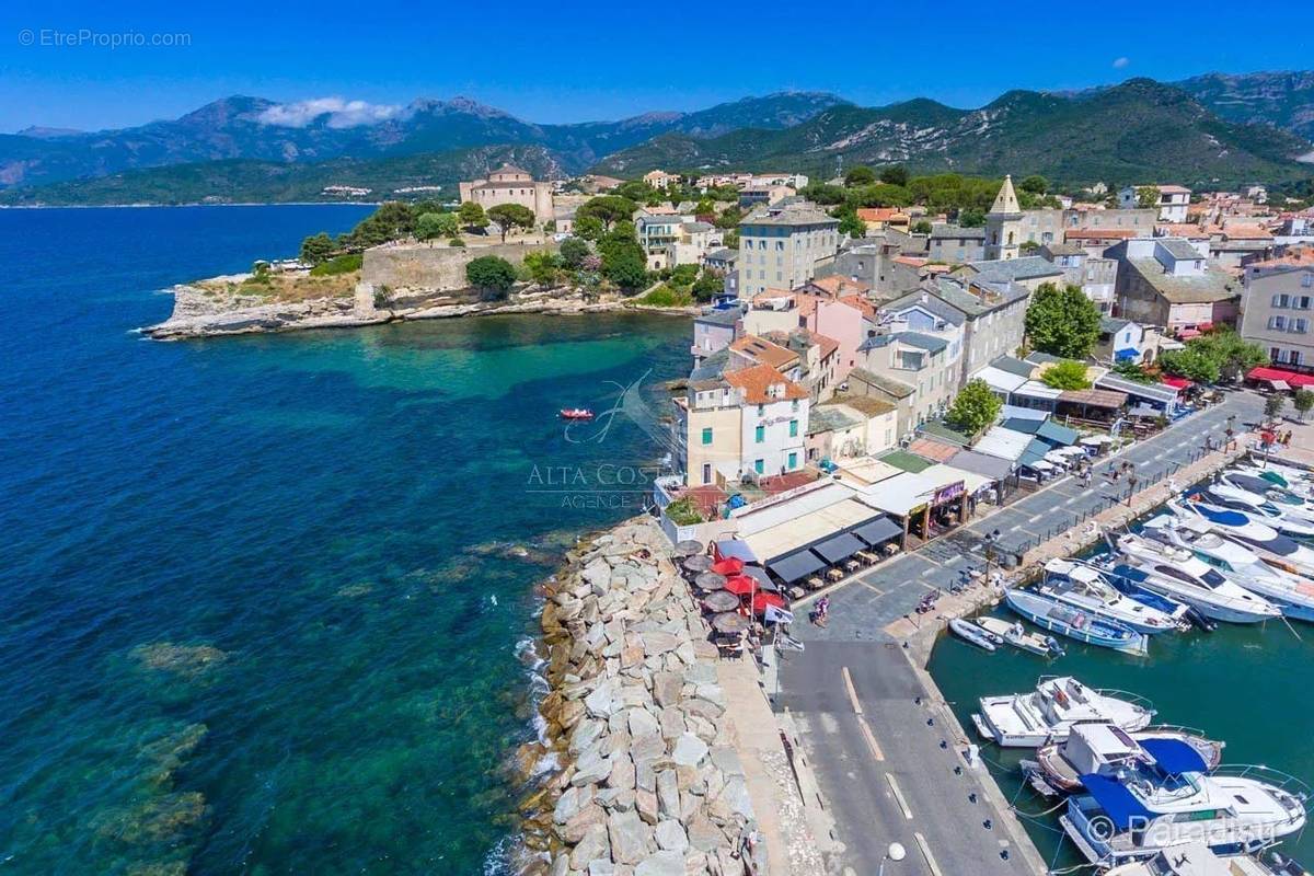 Appartement à SAINT-FLORENT