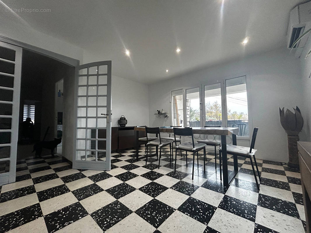 Appartement à MARSEILLE-13E