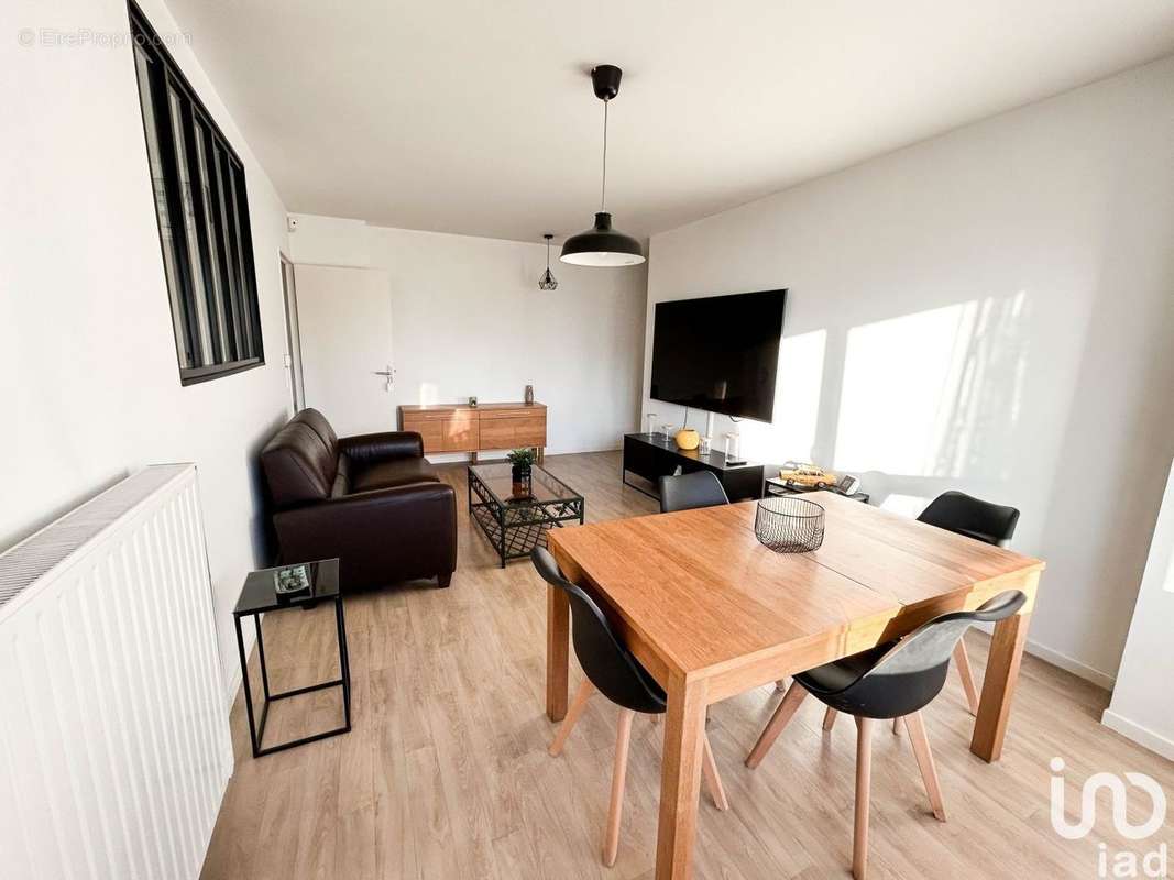 Photo 4 - Appartement à JUVISY-SUR-ORGE