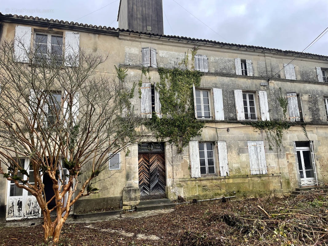 Appartement à FLEURAC