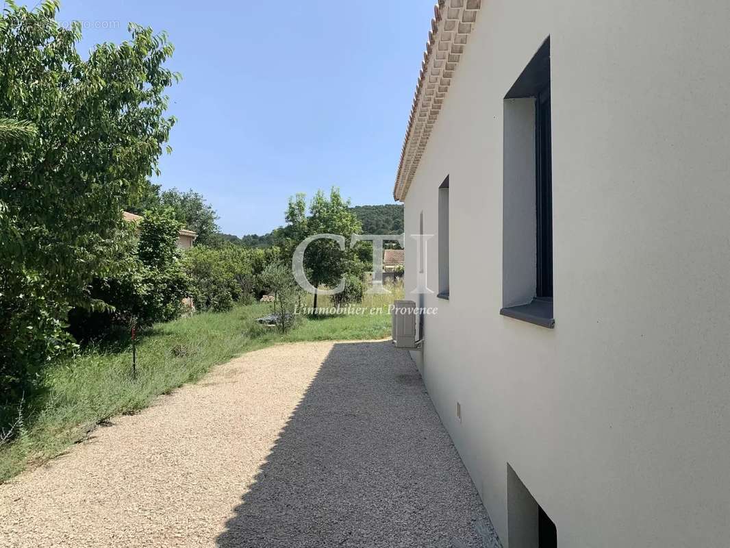 Maison à VAISON-LA-ROMAINE