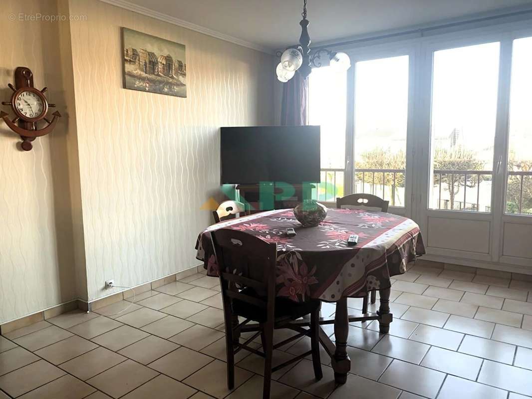 Appartement à VIRY-CHATILLON