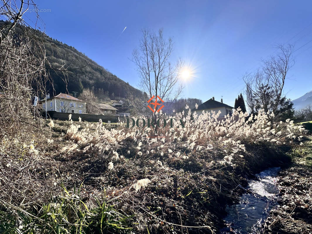 Terrain à GONCELIN