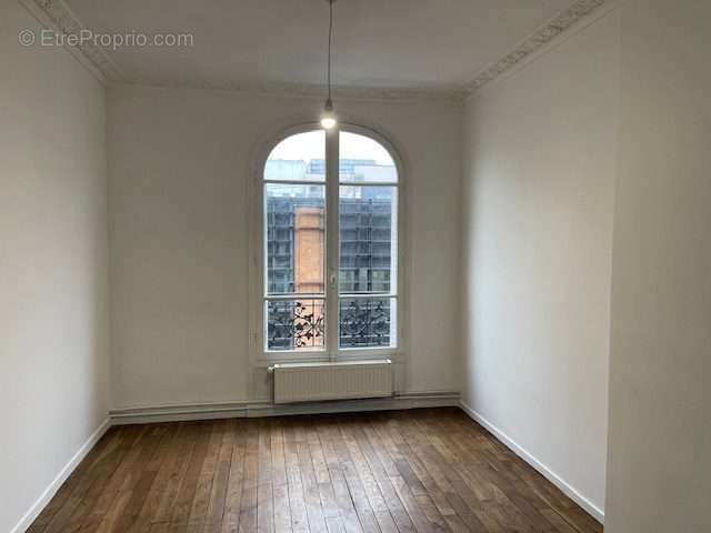 Appartement à CLICHY