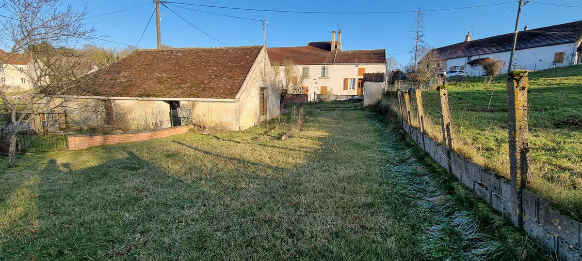 Maison à SAINT-GERMAIN-DES-BOIS