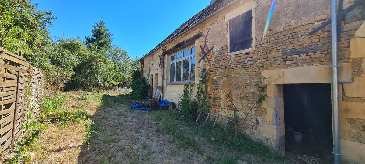 Maison à SAINT-GERMAIN-DES-BOIS