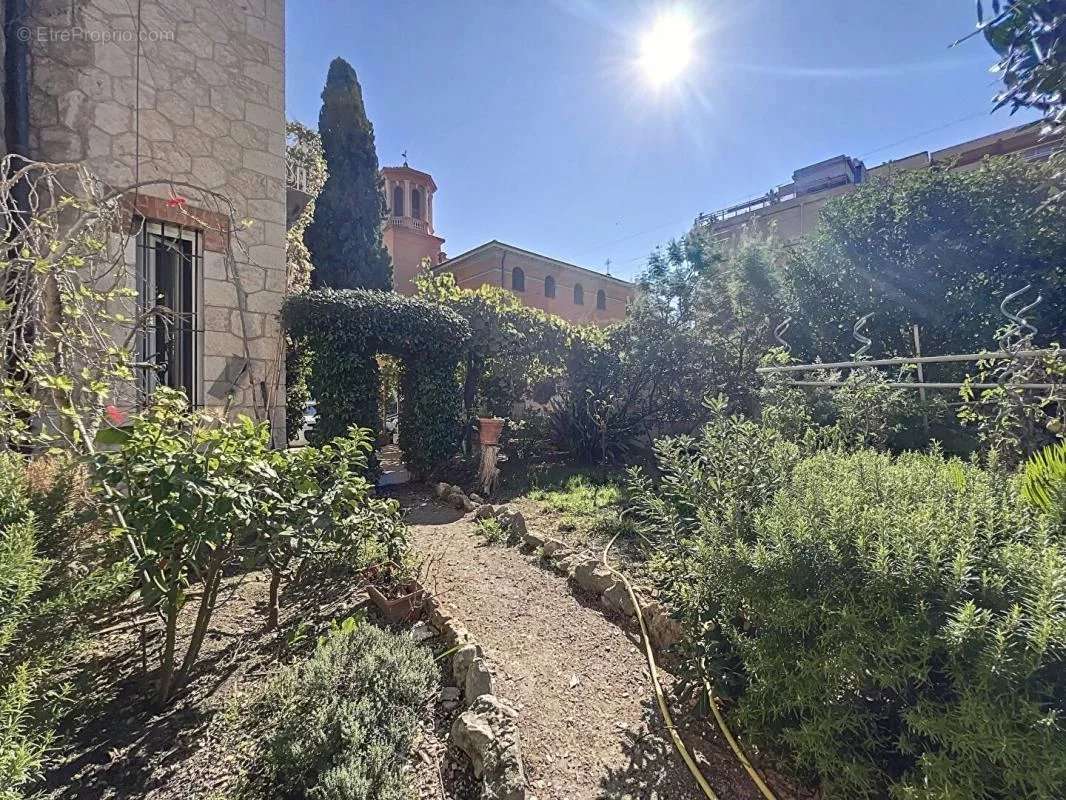 Maison à MENTON