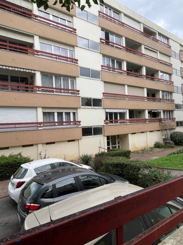 Appartement à CALUIRE-ET-CUIRE