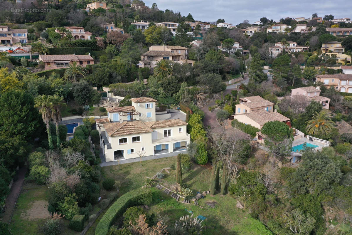 Maison à FREJUS