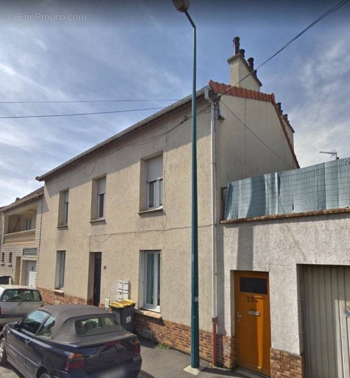 Appartement à GENNEVILLIERS