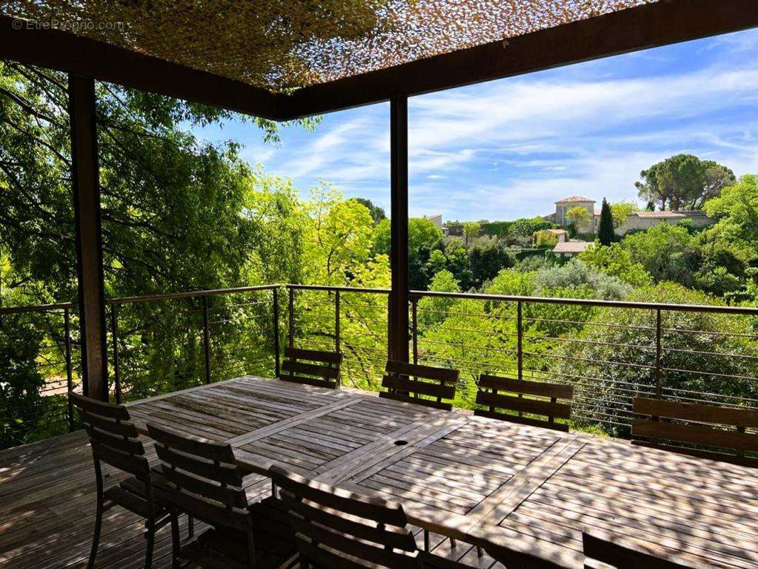 Maison à UZES