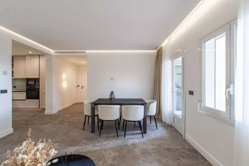 Appartement à VILLEFRANCHE-SUR-MER