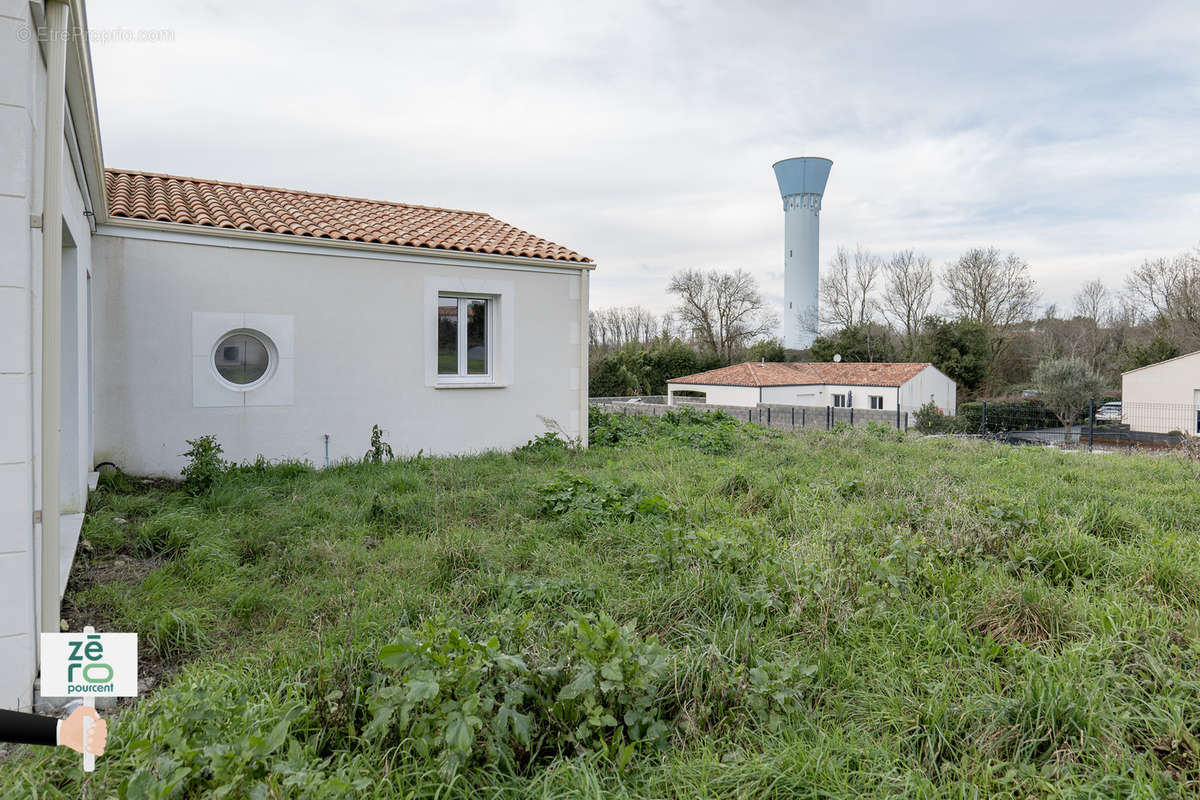 Maison à SAINT-CYR-EN-TALMONDAIS