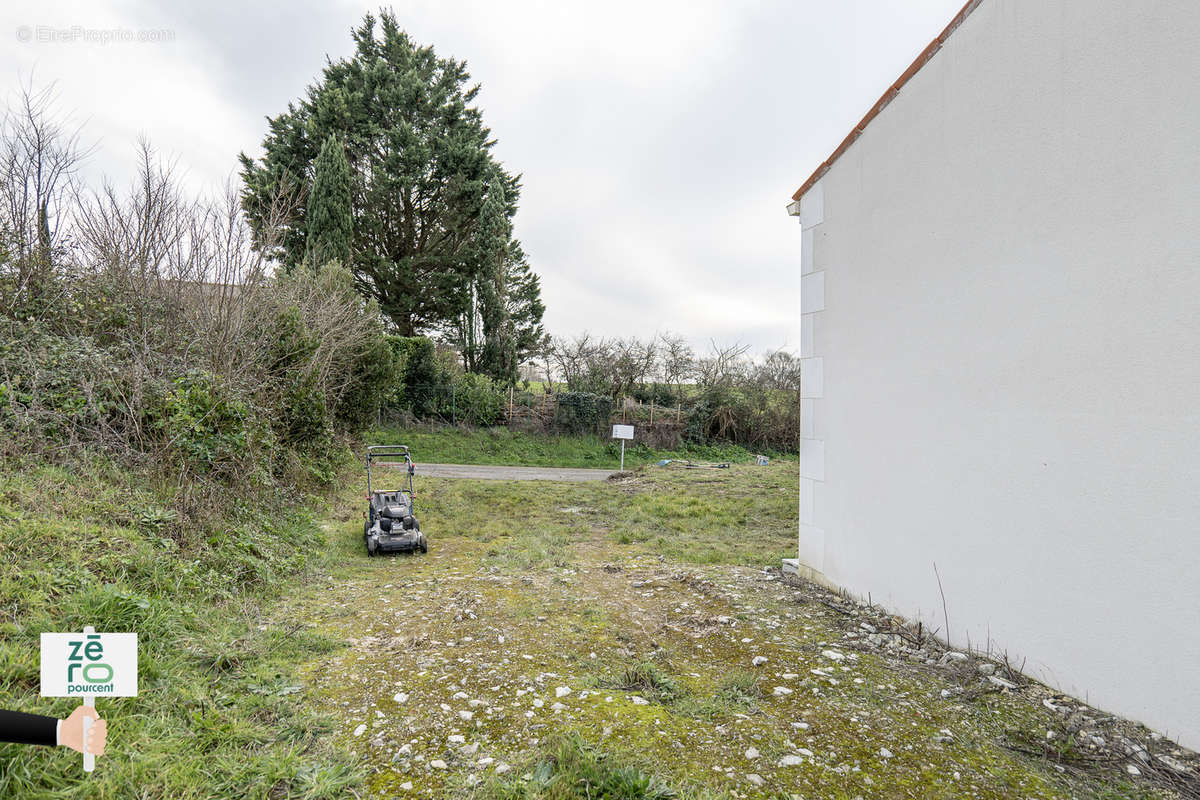 Maison à SAINT-CYR-EN-TALMONDAIS