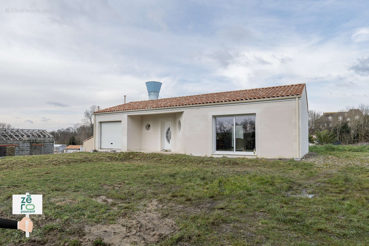 Maison à SAINT-CYR-EN-TALMONDAIS