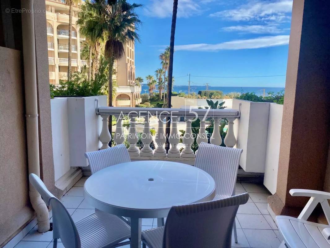 Appartement à CANNES