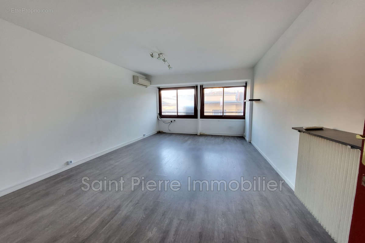 Appartement à CAGNES-SUR-MER