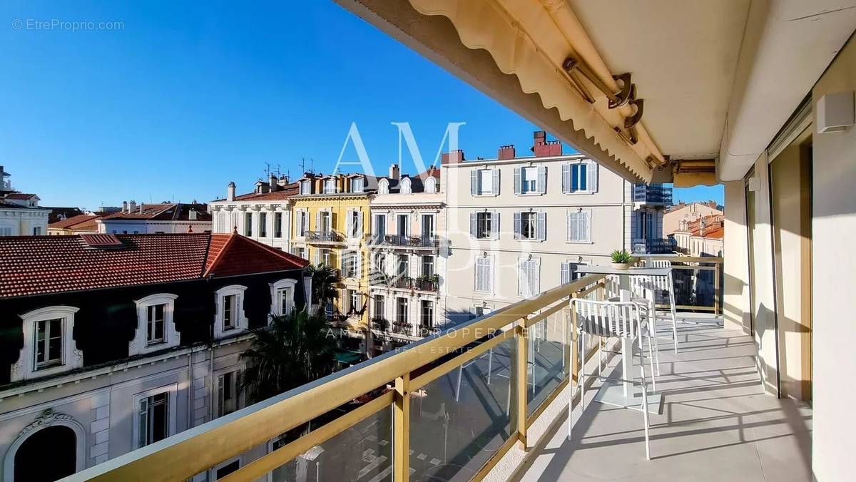 Appartement à CANNES