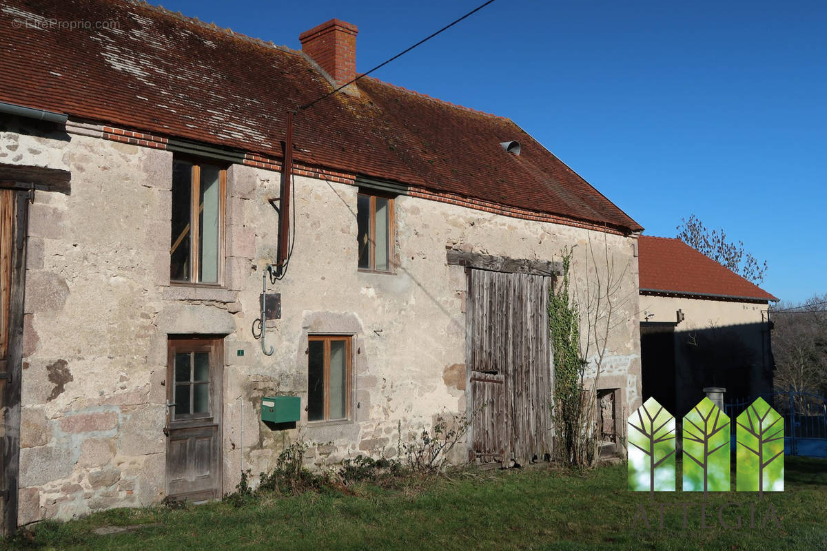 Maison à TREIGNAT