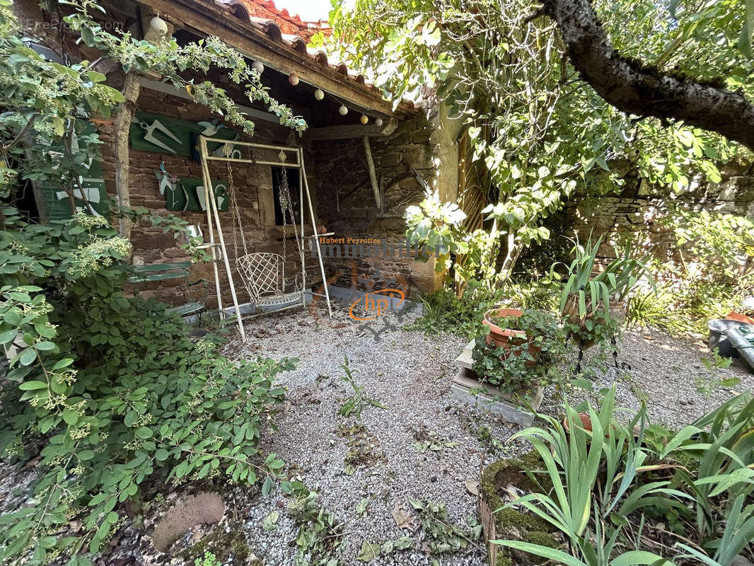 Maison à VABRES-L&#039;ABBAYE