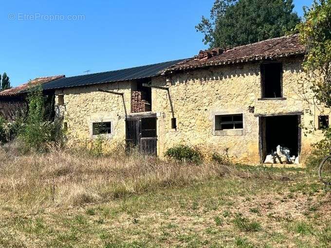 Maison à ESCLASSAN-LABASTIDE