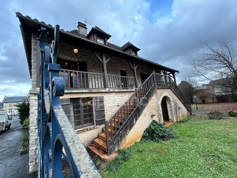 Maison à EXCIDEUIL