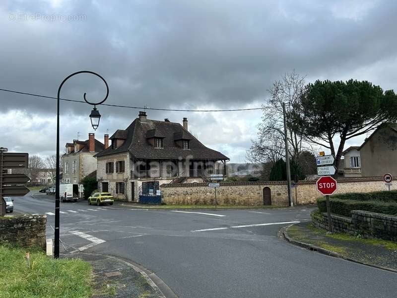 Maison à EXCIDEUIL