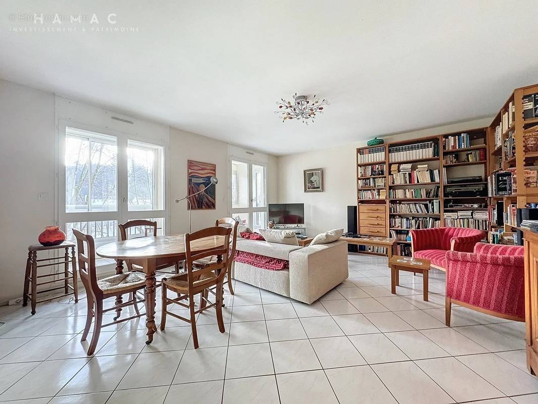 Appartement à LYON-9E