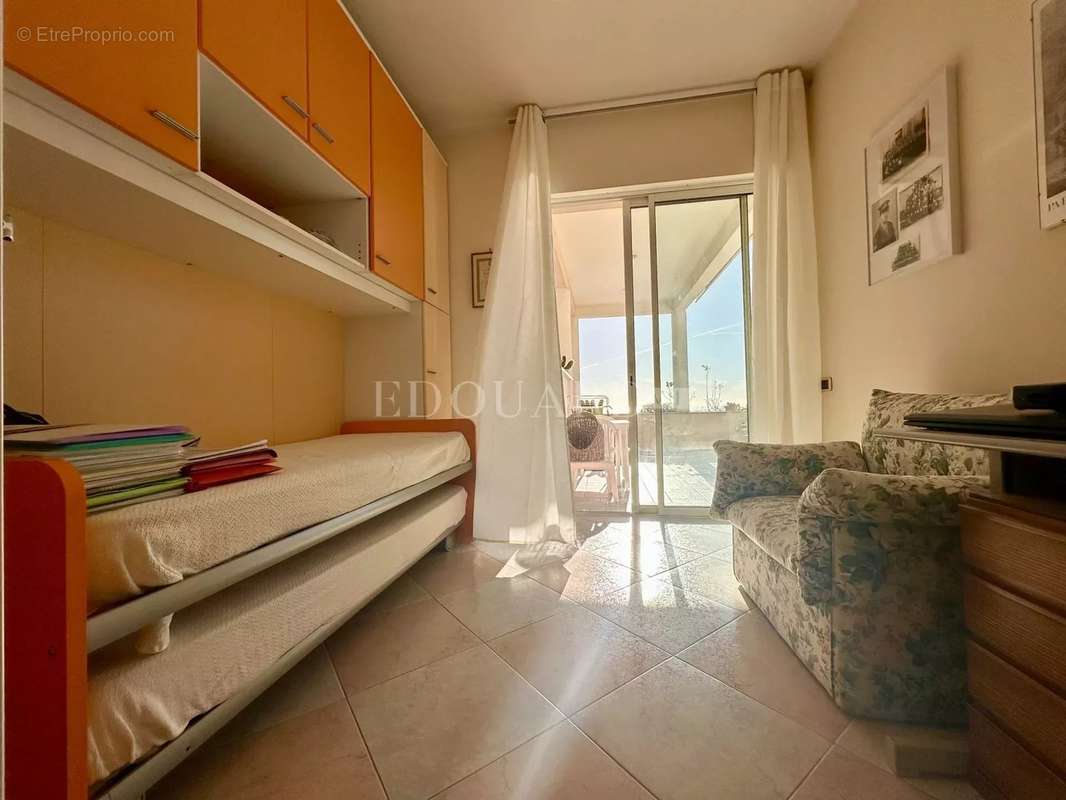 Appartement à ROQUEBRUNE-CAP-MARTIN