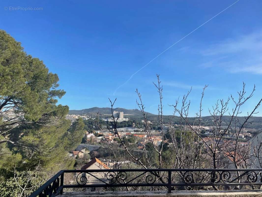 Appartement à LES PENNES-MIRABEAU