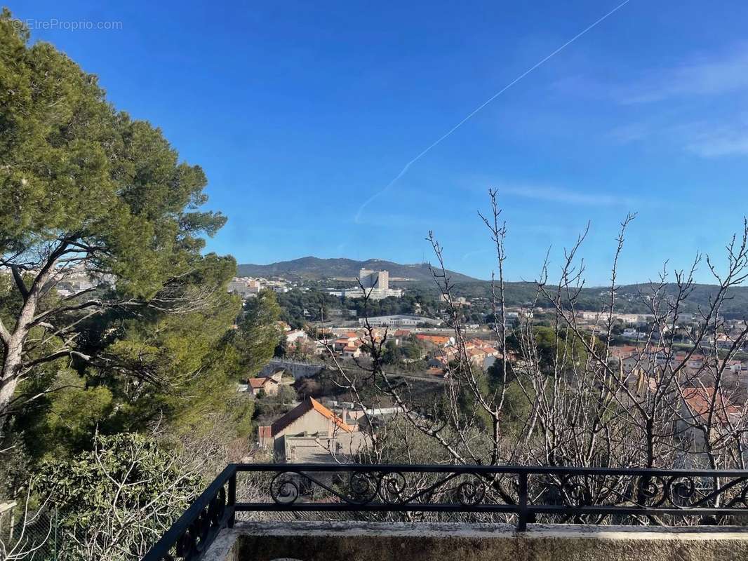 Appartement à LES PENNES-MIRABEAU