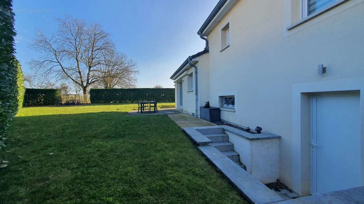 Maison à LONGUYON