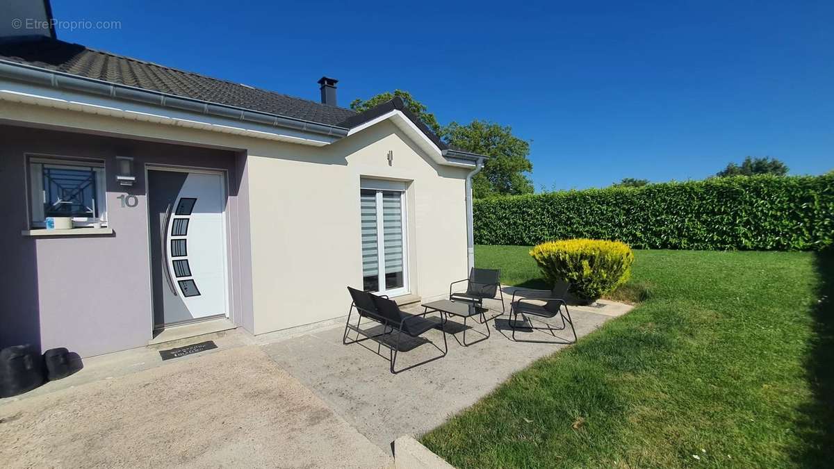 Maison à LONGUYON