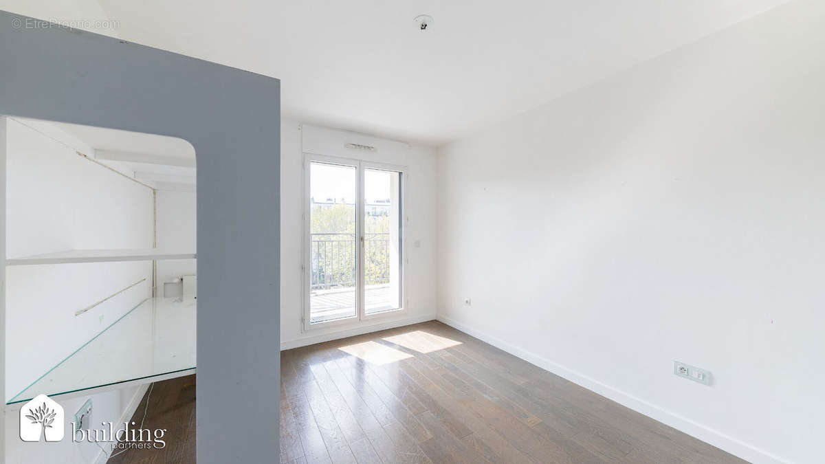 Appartement à LEVALLOIS-PERRET