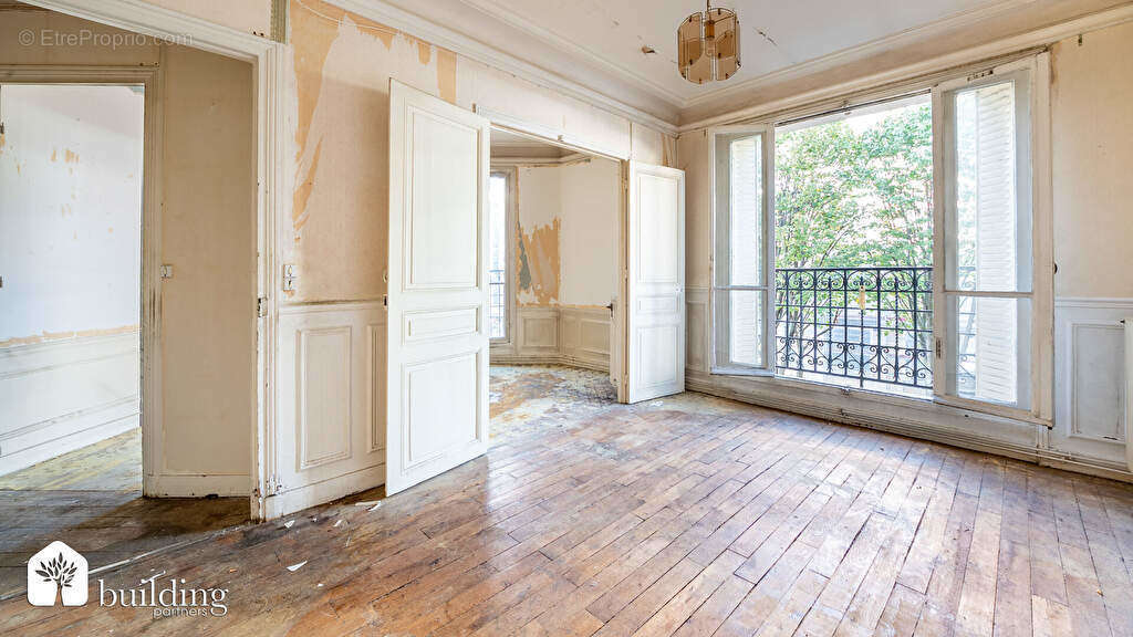 Appartement à LEVALLOIS-PERRET