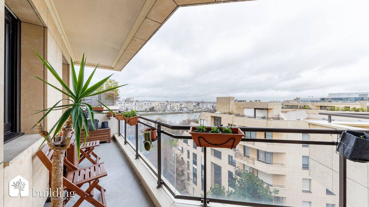 Appartement à LEVALLOIS-PERRET